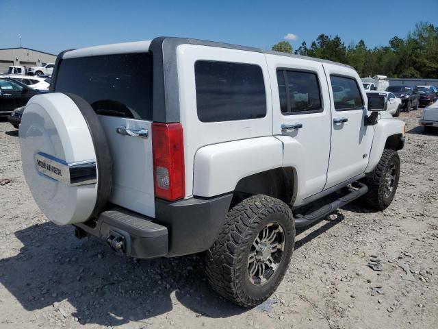 5GTMNJEE5A8137959 - 2010 HUMMER H3 LUXURY WHITE photo 3