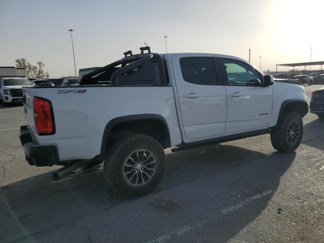 1GCPTEE13K1129366 - 2019 CHEVROLET COLORADO ZR2 WHITE photo 3