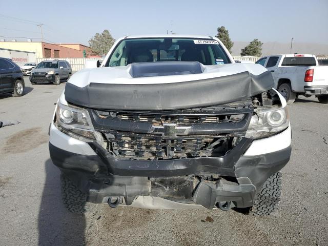 1GCPTEE13K1129366 - 2019 CHEVROLET COLORADO ZR2 WHITE photo 5