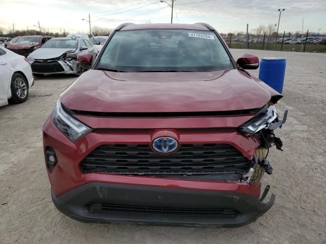 4T3B6RFV9NU093375 - 2022 TOYOTA RAV4 XLE PREMIUM BURGUNDY photo 5