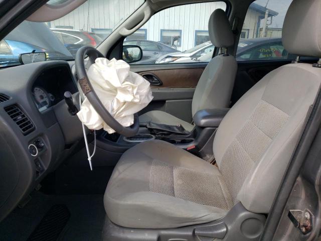 1FMYU93125KD28477 - 2005 FORD ESCAPE XLT GRAY photo 7