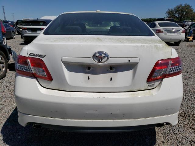 4T1BF3EK2AU544203 - 2010 TOYOTA CAMRY BASE WHITE photo 6