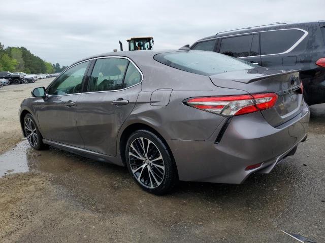 4T1B11HK8KU280551 - 2019 TOYOTA CAMRY L GRAY photo 2