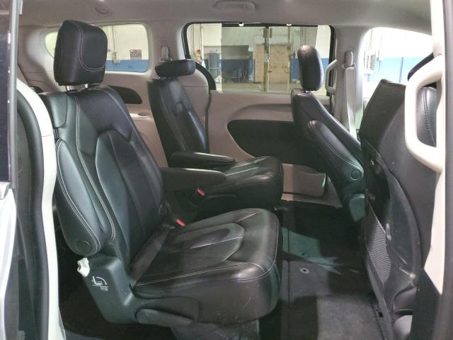 2C4RC1BG3PR590760 - 2023 CHRYSLER PACIFICA TOURING L SILVER photo 11