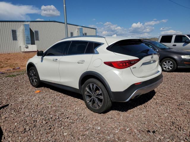 SJKCH5CR7KA010967 - 2019 INFINITI QX30 BASE LUXE WHITE photo 2