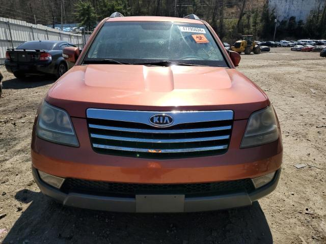 KNDJH741395025029 - 2009 KIA BORREGO LX ORANGE photo 5