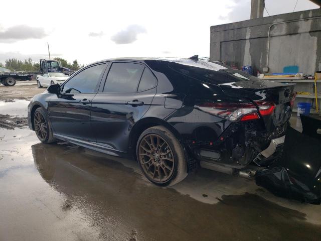 4T1T31AK7PU047406 - 2023 TOYOTA CAMRY SE NIGHT SHADE BLACK photo 2