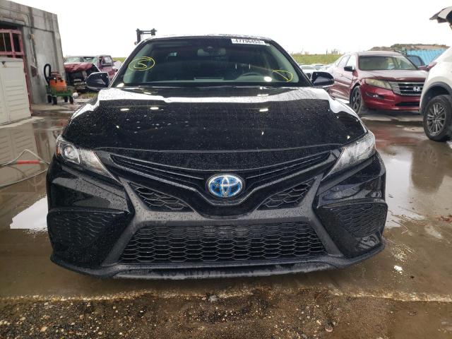 4T1T31AK7PU047406 - 2023 TOYOTA CAMRY SE NIGHT SHADE BLACK photo 5