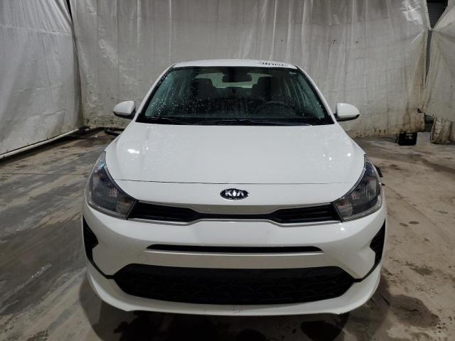 3KPA24AD6ME427218 - 2021 KIA RIO LX WHITE photo 5