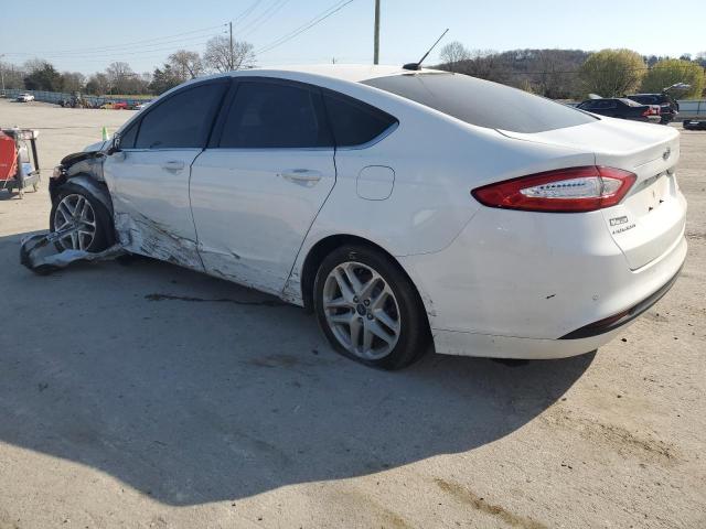 3FA6P0H75GR323922 - 2016 FORD FUSION SE WHITE photo 2