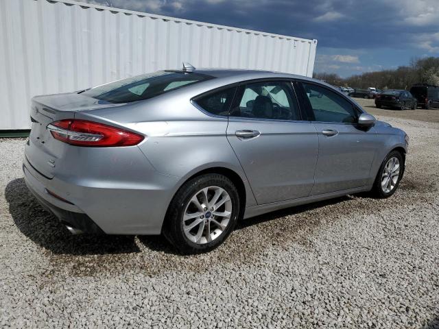 3FA6P0HD2LR142566 - 2020 FORD FUSION SE SILVER photo 3