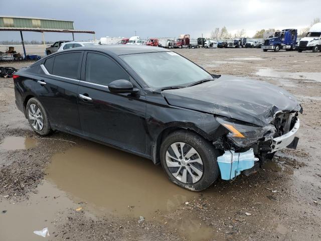 1N4BL4BV3PN310968 - 2023 NISSAN ALTIMA S BLACK photo 4