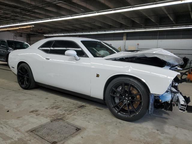 2C3CDZFJ1MH650581 - 2021 DODGE CHALLENGER R/T SCAT PACK WHITE photo 4