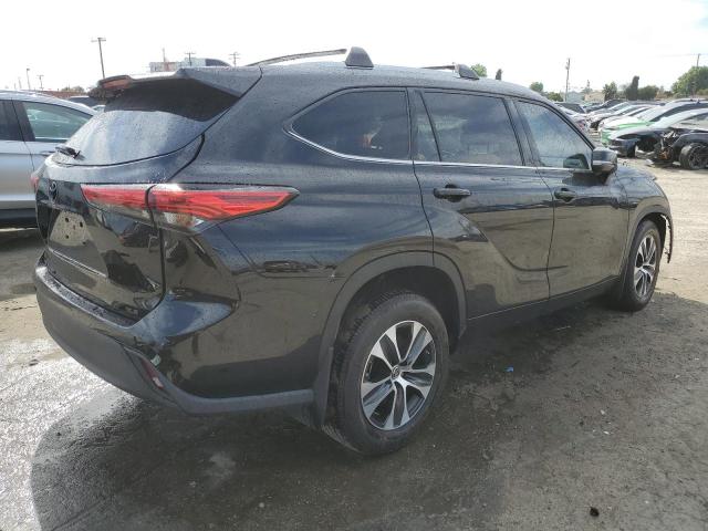 5TDHZRAH8MS532276 - 2021 TOYOTA HIGHLANDER XLE BLACK photo 3