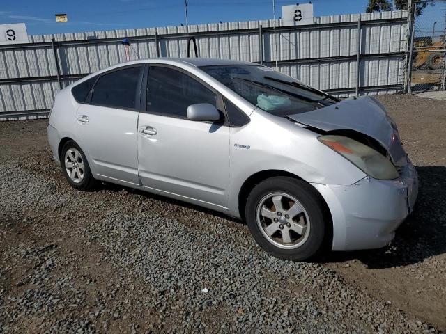 JTDKB20U977575961 - 2007 TOYOTA PRIUS SILVER photo 4