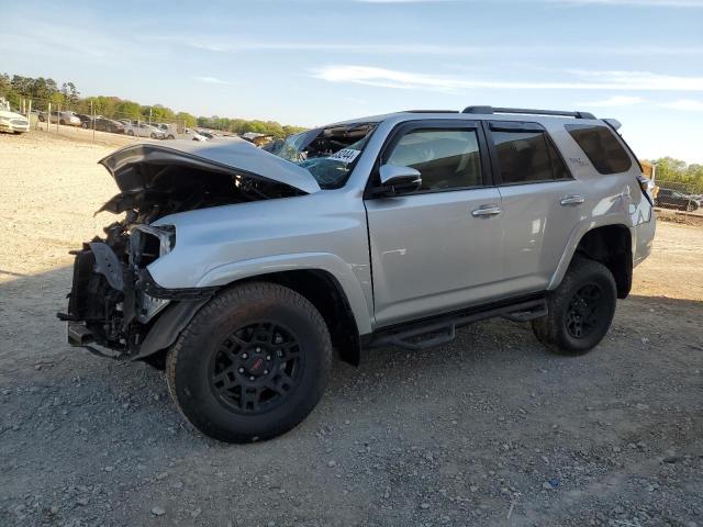 2020 TOYOTA 4RUNNER SR5/SR5 PREMIUM, 