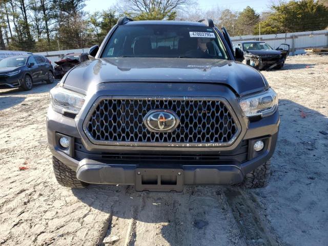 5TFCZ5AN7KX190206 - 2019 TOYOTA TACOMA DOUBLE CAB GRAY photo 5