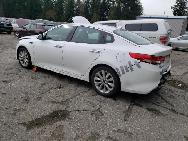 5XXGU4L36JG196901 - 2018 KIA OPTIMA EX WHITE photo 2