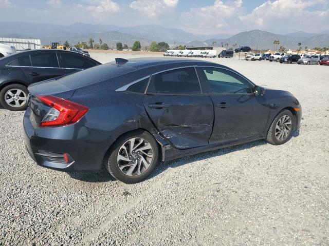 19XFC2F77JE201727 - 2018 HONDA CIVIC EX GRAY photo 3