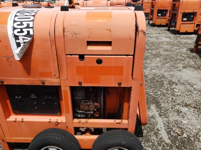 TTB01506 - 2009 TITN TG 7500D ORANGE photo 5