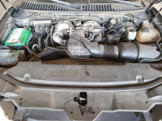 5LMFU27RX4LJ37927 - 2004 LINCOLN NAVIGATOR შავი ფოტო 12