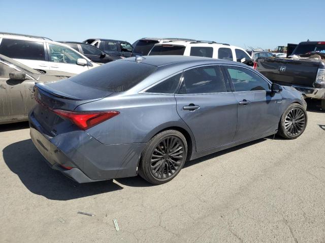 4T1E21FB5LU017299 - 2020 TOYOTA AVALON XSE GRAY photo 3