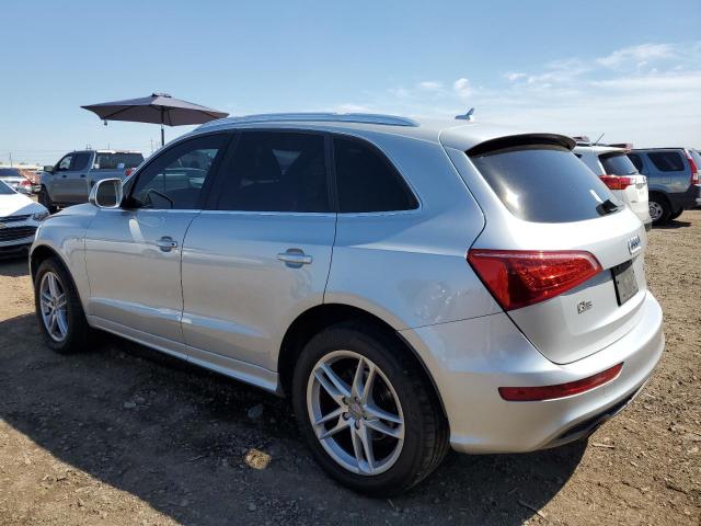 WA1MKAFP4AA103952 - 2010 AUDI Q5 PREMIUM PLUS SILVER photo 2