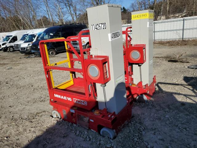 17400183 - 2022 MEC LIFT RED photo 3