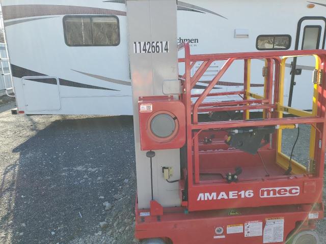 17400190 - 2022 MEC LIFT RED photo 6