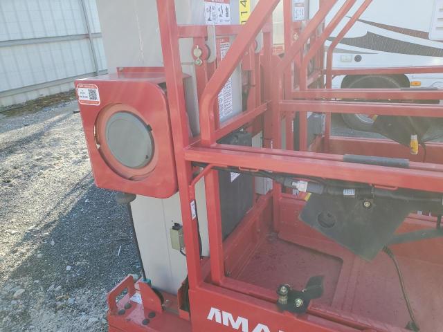 17400190 - 2022 MEC LIFT RED photo 9