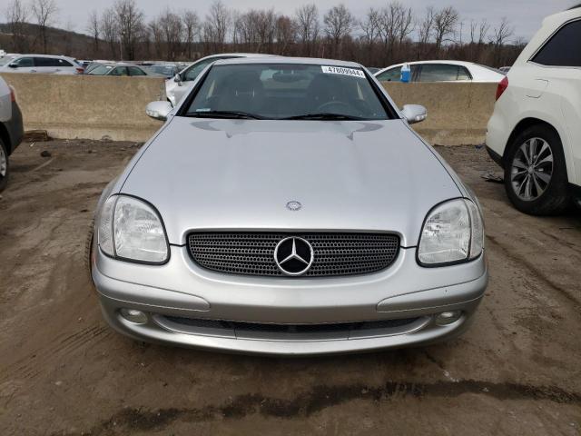 WDBKK49F11F224070 - 2001 MERCEDES-BENZ SLK 230 KOMPRESSOR SILVER photo 5