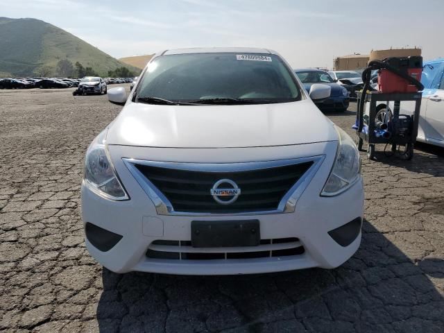 3N1CN7AP7FL933671 - 2015 NISSAN VERSA S WHITE photo 5