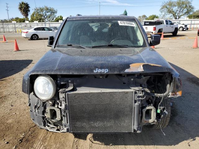 1C4NJPBB3GD656576 - 2016 JEEP PATRIOT SPORT BLACK photo 5