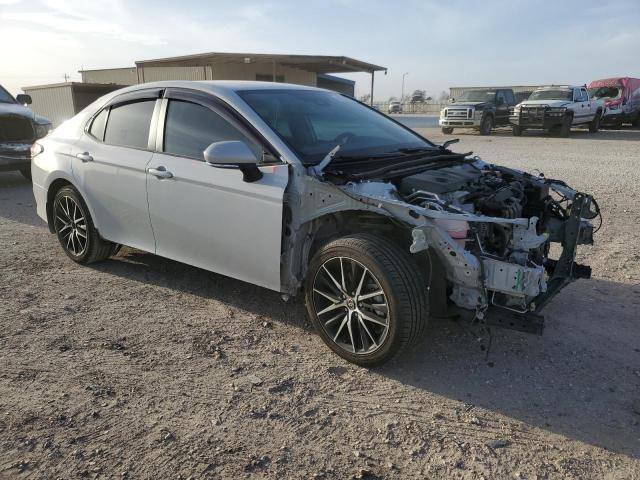 4T1T11AK3PU078657 - 2023 TOYOTA CAMRY SE NIGHT SHADE WHITE photo 4