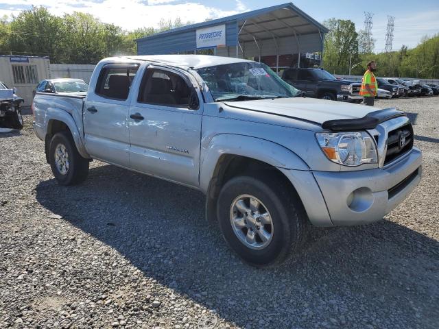 3TMJU62N05M003635 - 2005 TOYOTA TACOMA DOUBLE CAB PRERUNNER SILVER photo 4