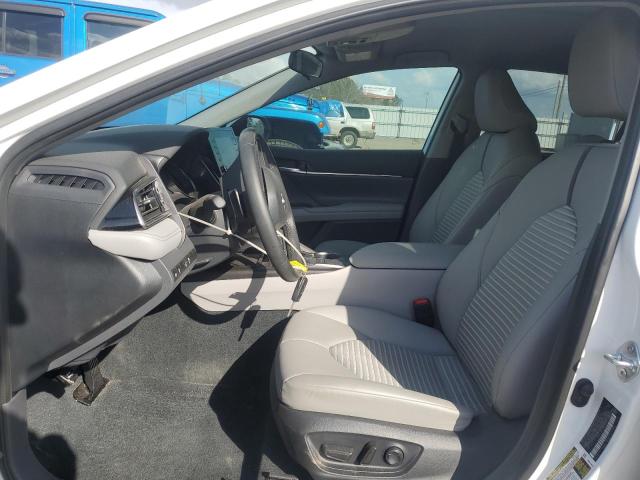 4T1G11AK2RU883022 - 2024 TOYOTA CAMRY SE NIGHT SHADE WHITE photo 7