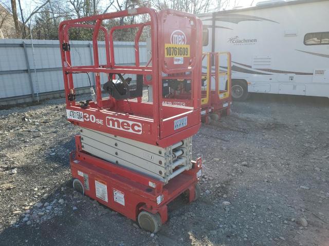 16302691 - 2018 MEC LIFT RED photo 1