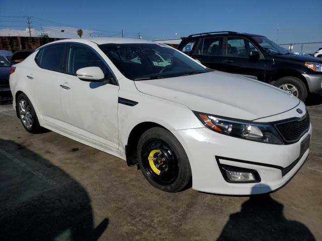 KNAGM4A76F5646920 - 2015 KIA OPTIMA LX WHITE photo 4