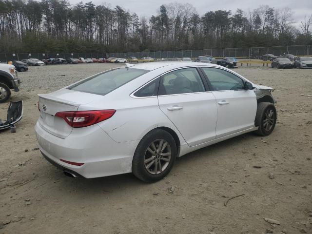 5NPE24AF6HH485981 - 2017 HYUNDAI SONATA SE WHITE photo 3