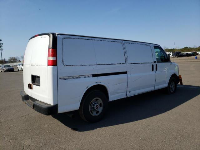 1GTHG39C981127753 - 2008 GMC SAVANA G3500 WHITE photo 3