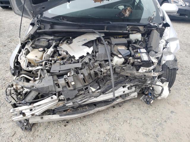 JTDKARFP3H3004875 - 2017 TOYOTA PRIUS PRIM 银色 照片 11