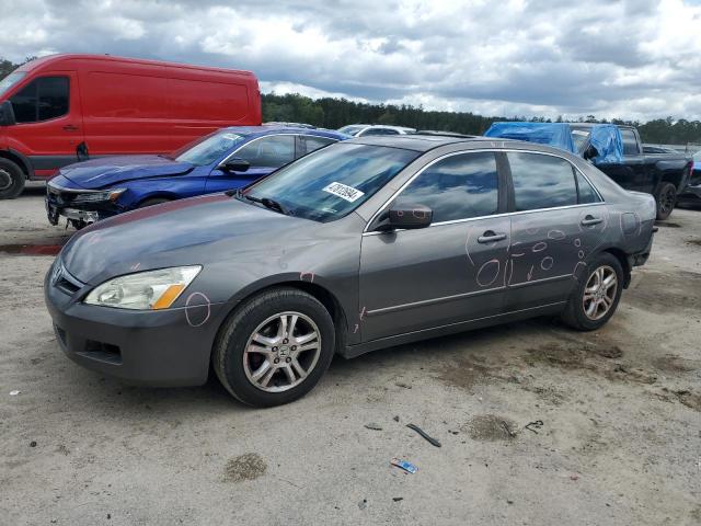 1HGCM56787A016133 - 2007 HONDA ACCORD EX GRAY photo 1