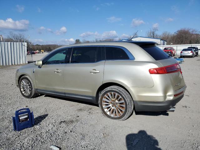 2LMHJ5AR3ABJ28016 - 2010 LINCOLN MKT GOLD photo 2