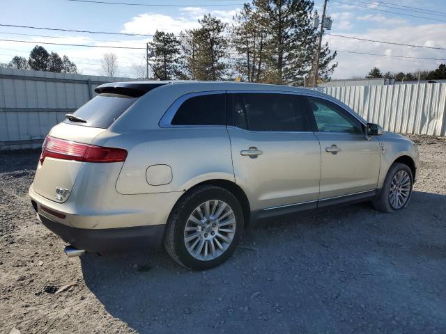 2LMHJ5AR3ABJ28016 - 2010 LINCOLN MKT GOLD photo 3