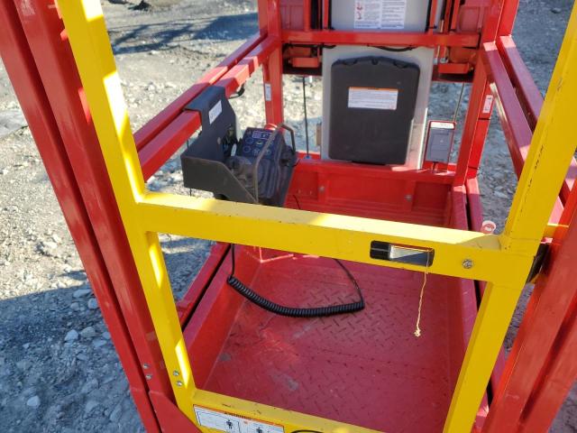 11421593 - 2022 MEC LIFT RED photo 6