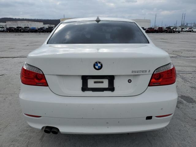 WBANV1C5XAC157990 - 2010 BMW 528 XI WHITE photo 6