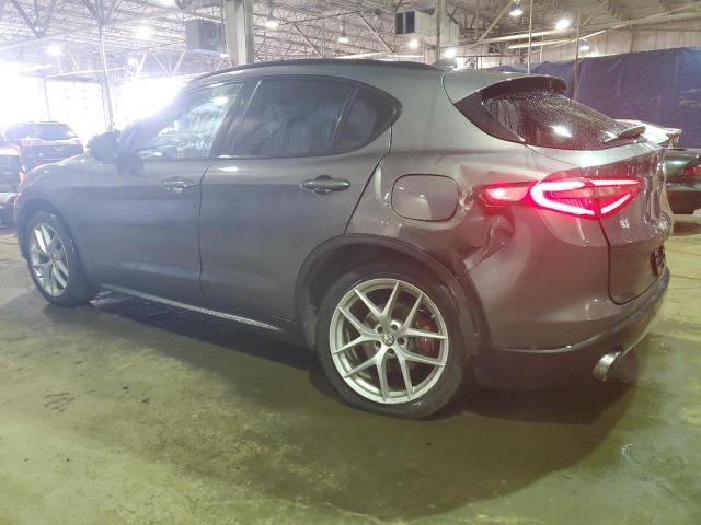 ZASFAKPN3J7B71216 - 2018 ALFA ROMEO STELVIO SPORT ნაცრისფერი ფოტო 2