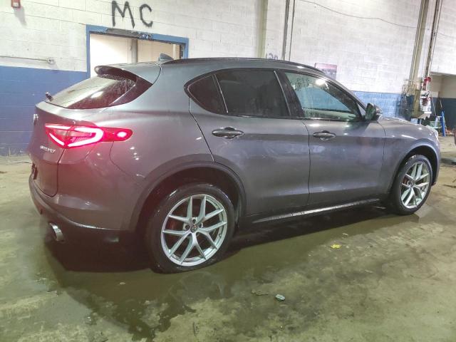 ZASFAKPN3J7B71216 - 2018 ALFA ROMEO STELVIO SPORT ნაცრისფერი ფოტო 3