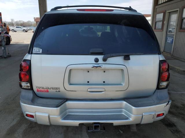 1GNDT13S082237493 - 2008 CHEVROLET TRAILBLAZE LS SILVER photo 6