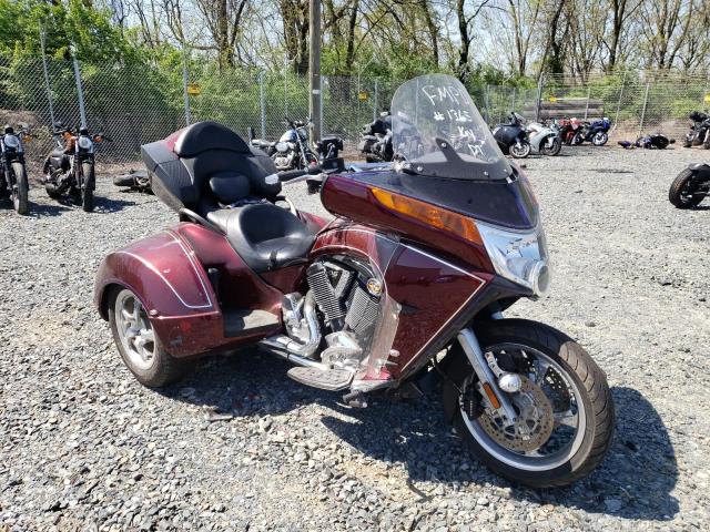 5VPSW36N4B3002865 - 2011 VICTORY MOTORCYCLES VISION TOUR BURGUNDY photo 1